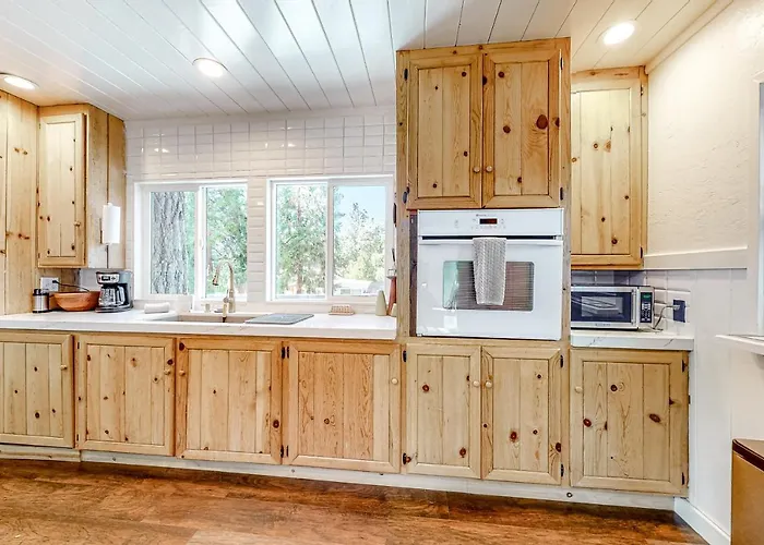 Double View Lodge